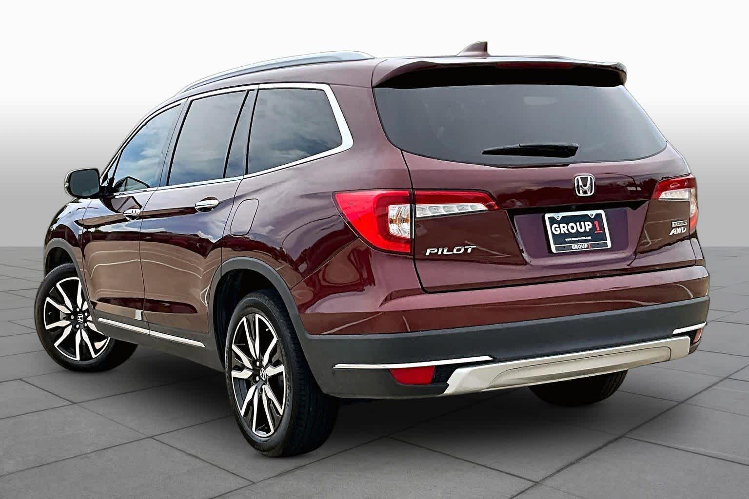 2022 Honda Pilot Touring 7-Passenger Deep Scarlet Pearl at Lexus Southwest Houston