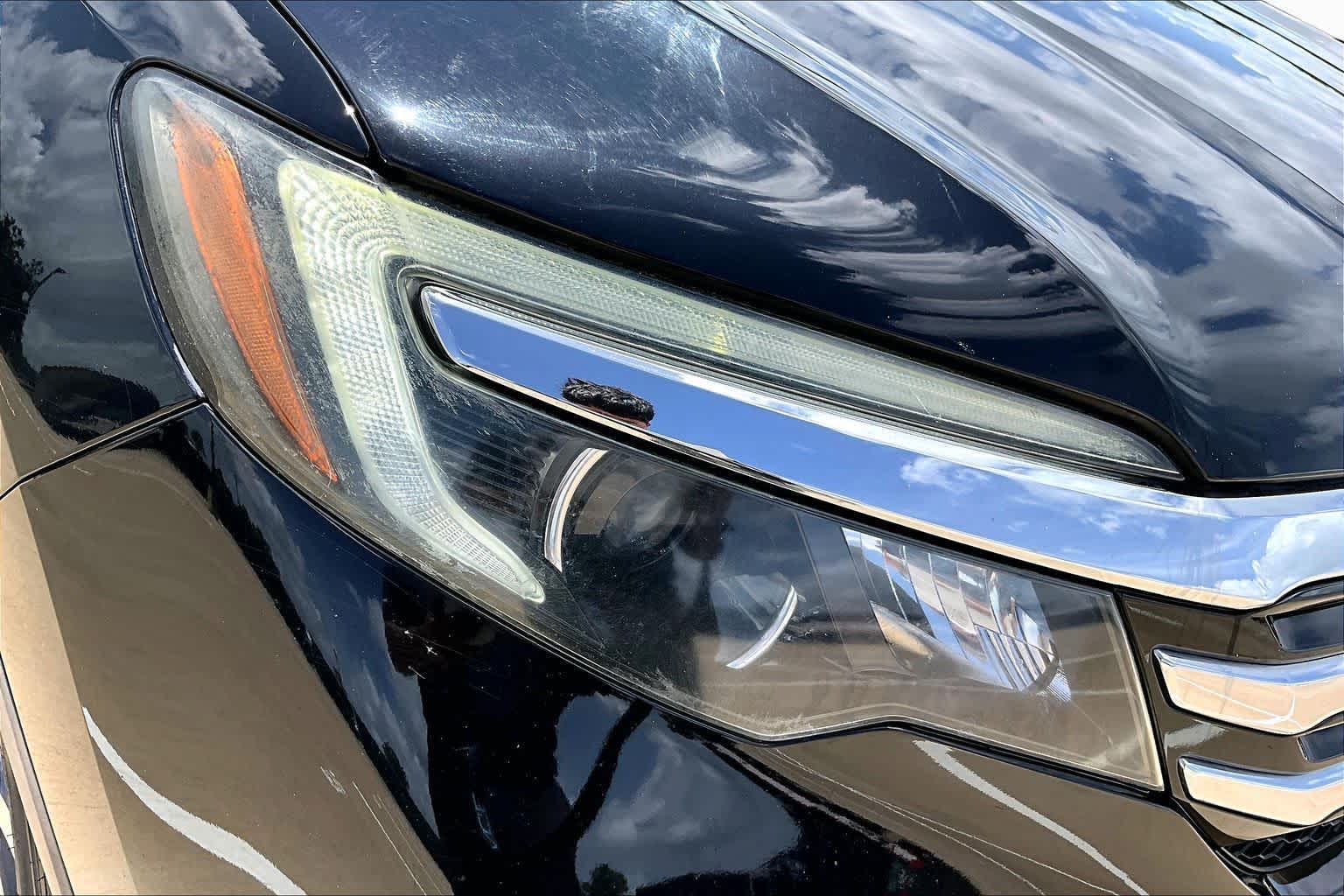 2018 Honda Pilot Touring Crystal Black Pearl at Mercedes-Benz of Houston North