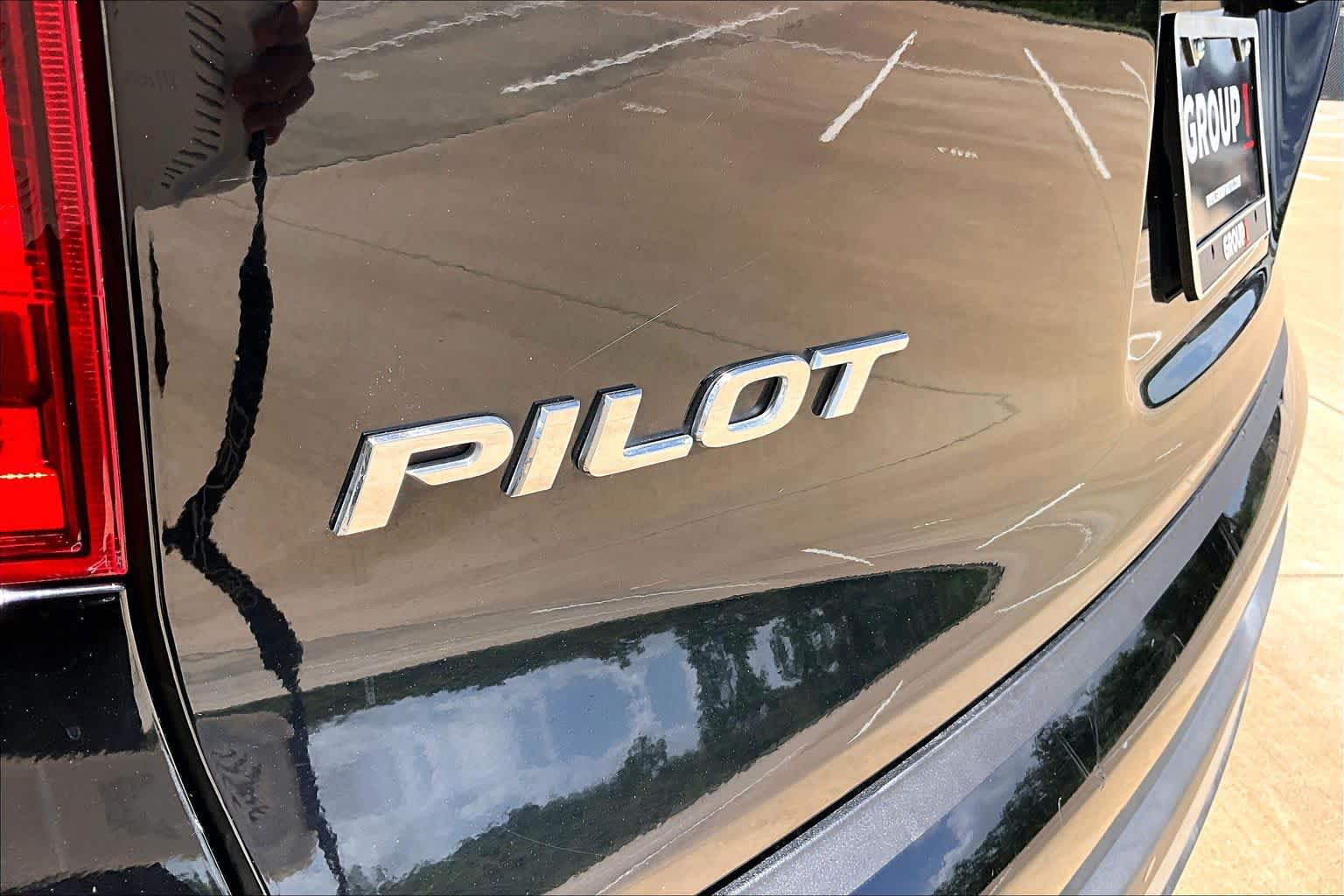 2018 Honda Pilot Touring Crystal Black Pearl at Mercedes-Benz of Houston North