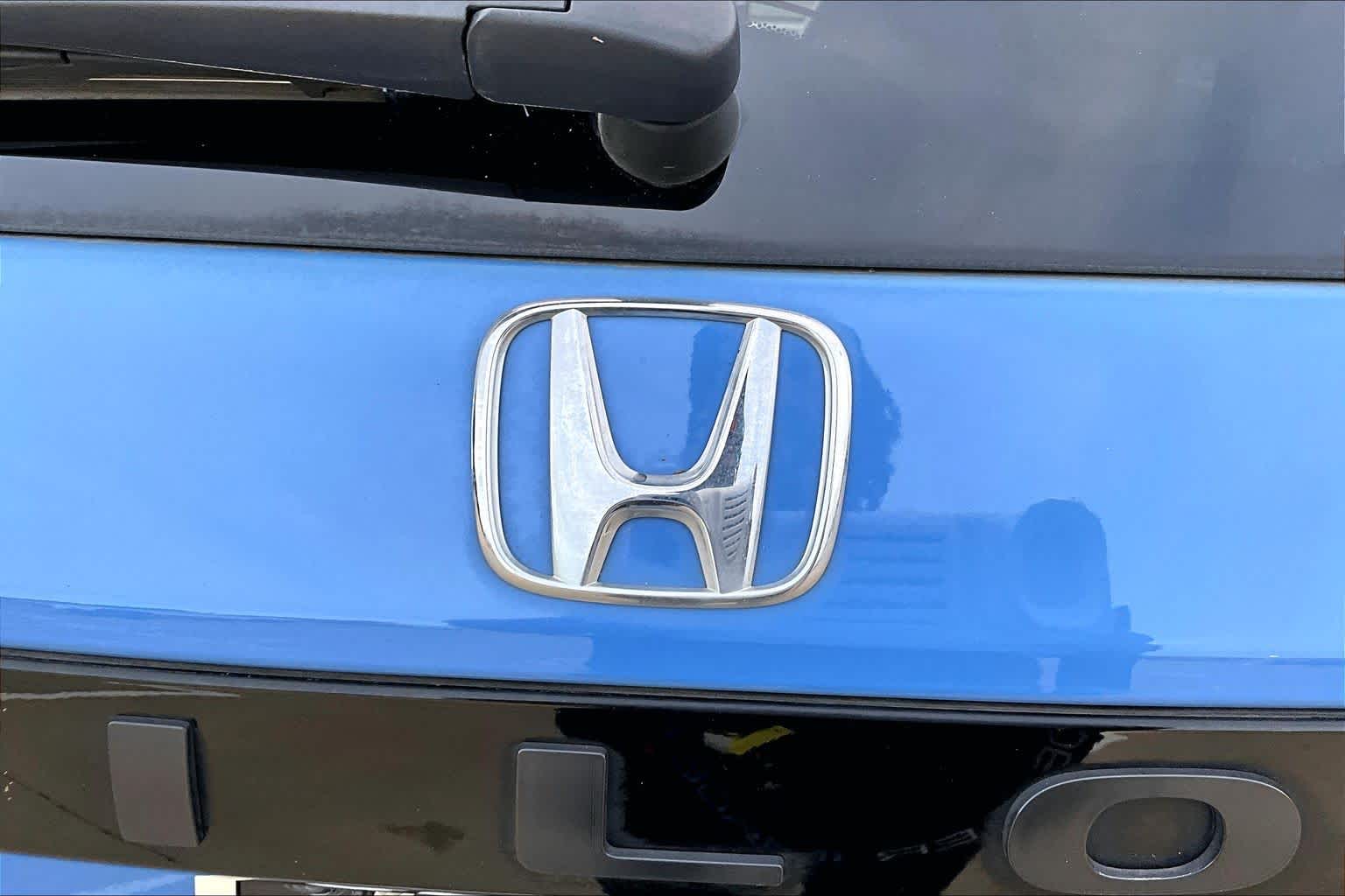 2025 Honda Pilot photo 30 of 36