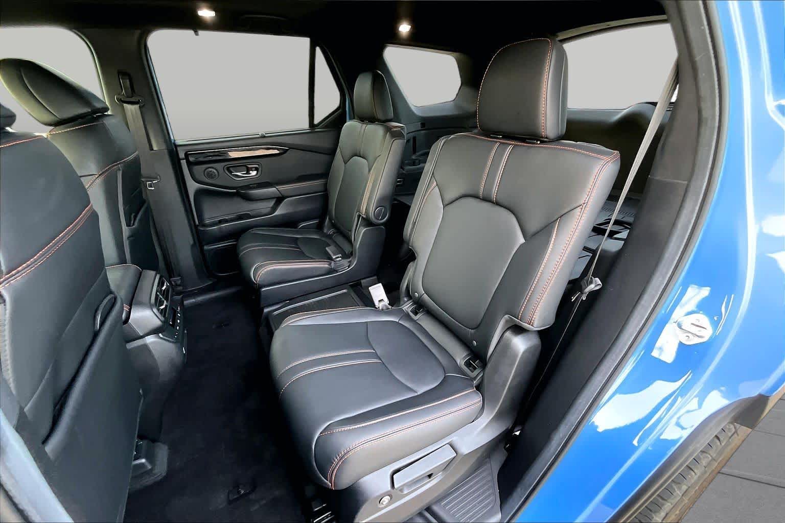 2025 Honda Pilot photo 20 of 36