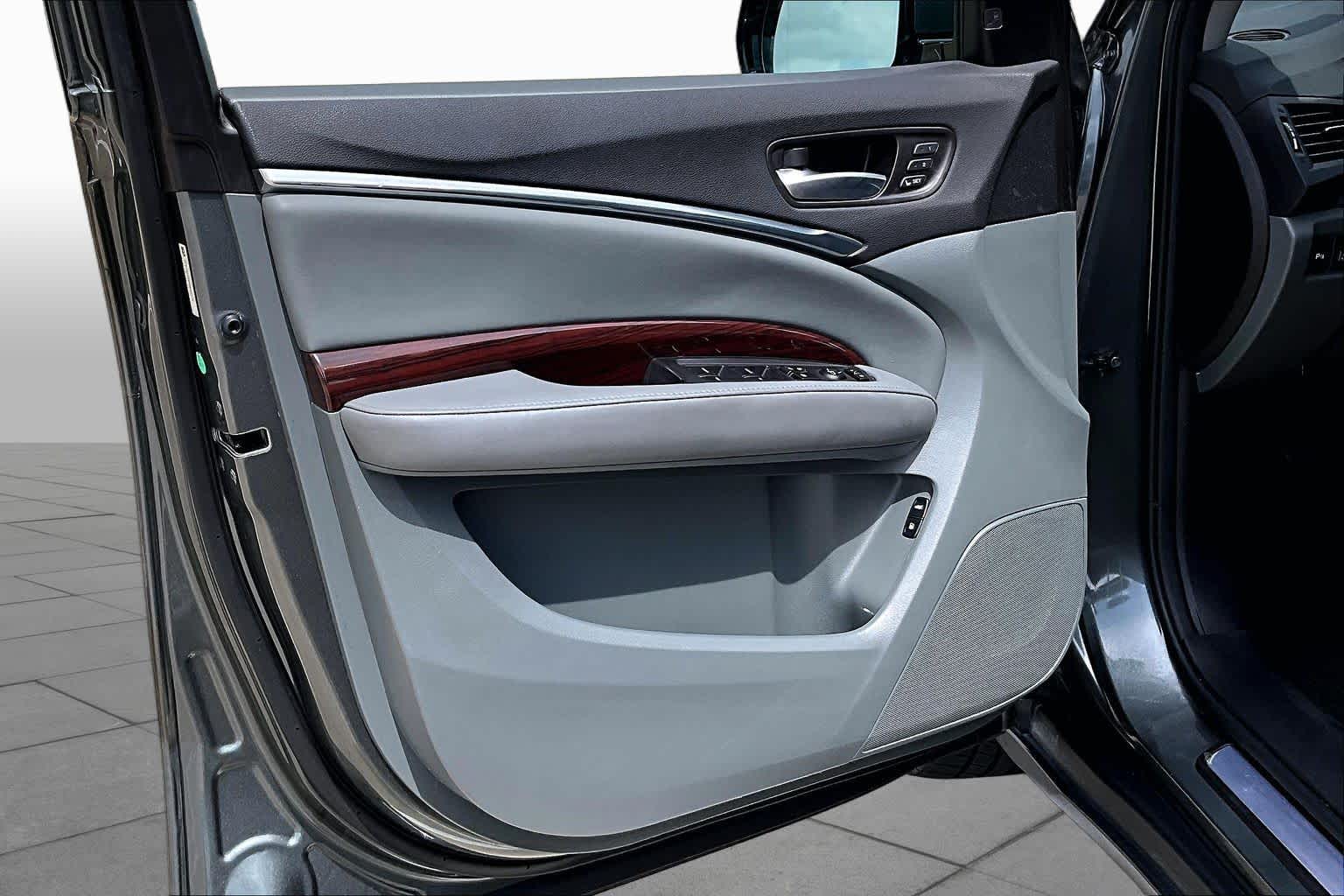 2016 Acura MDX w/Advance Graphite Luster Metallic at AutoNation USA Katy