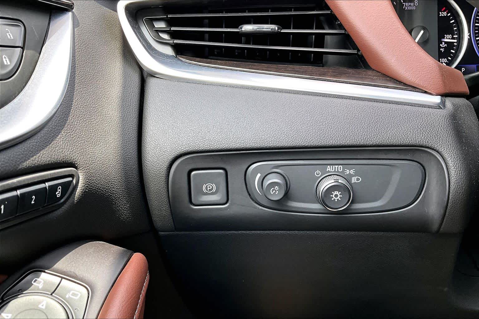 2020 Buick Enclave Avenir White Frost Tricoat at AutoNation USA Houston