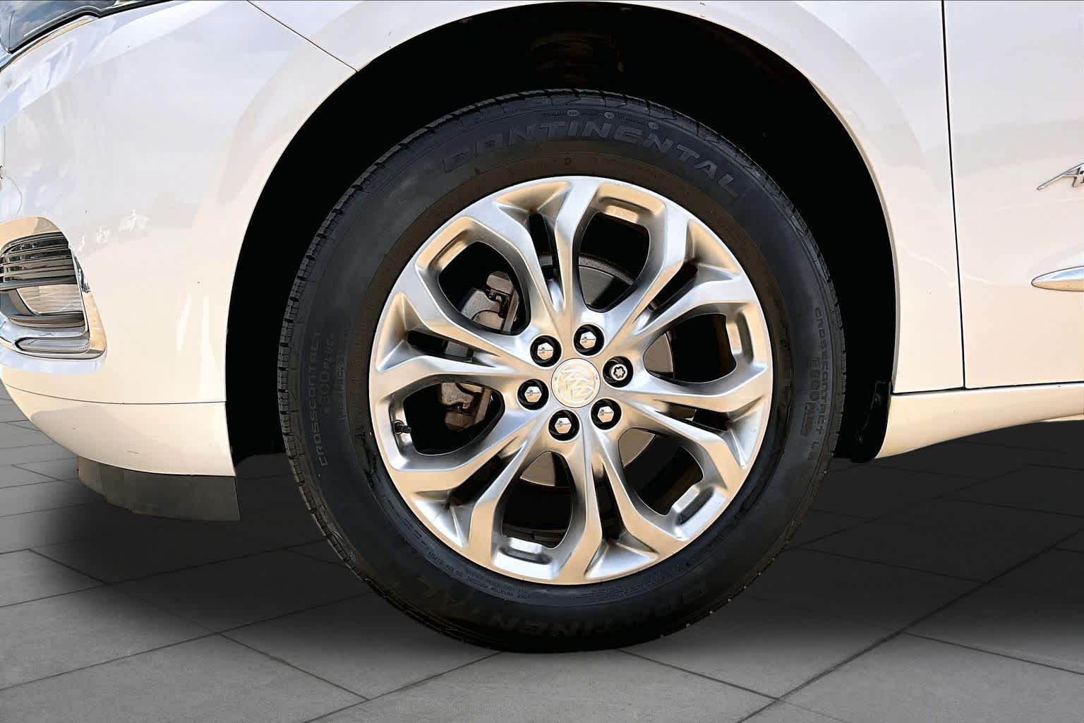 2020 Buick Enclave Avenir White Frost Tricoat at AutoNation USA Houston
