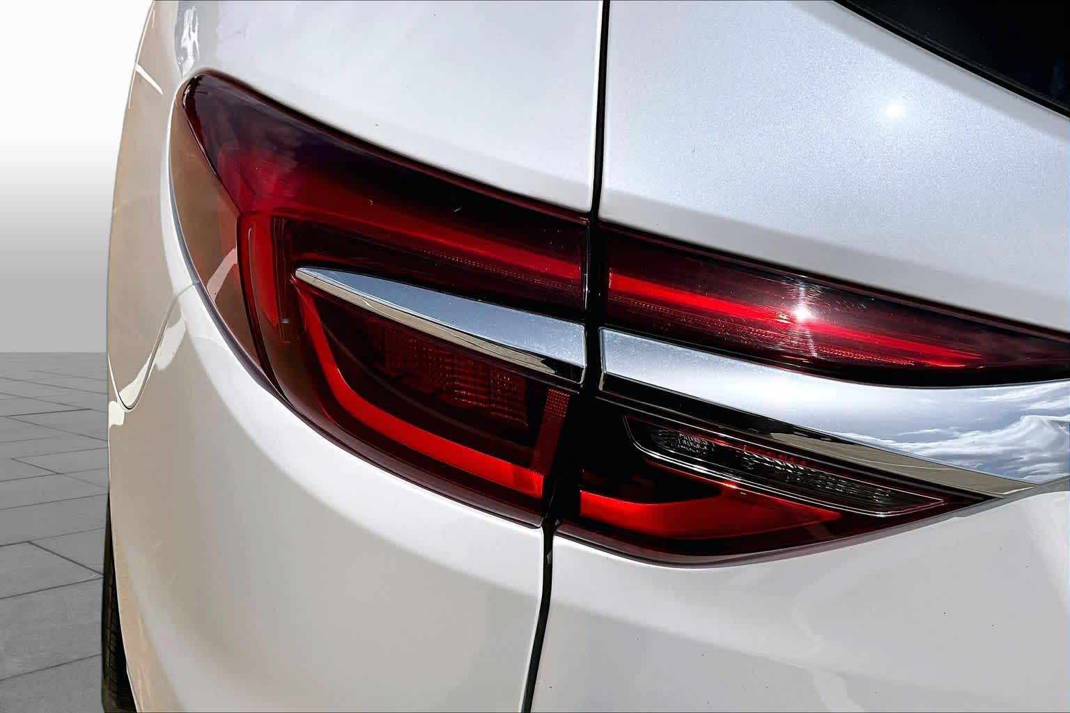 2020 Buick Enclave Avenir White Frost Tricoat at AutoNation USA Houston