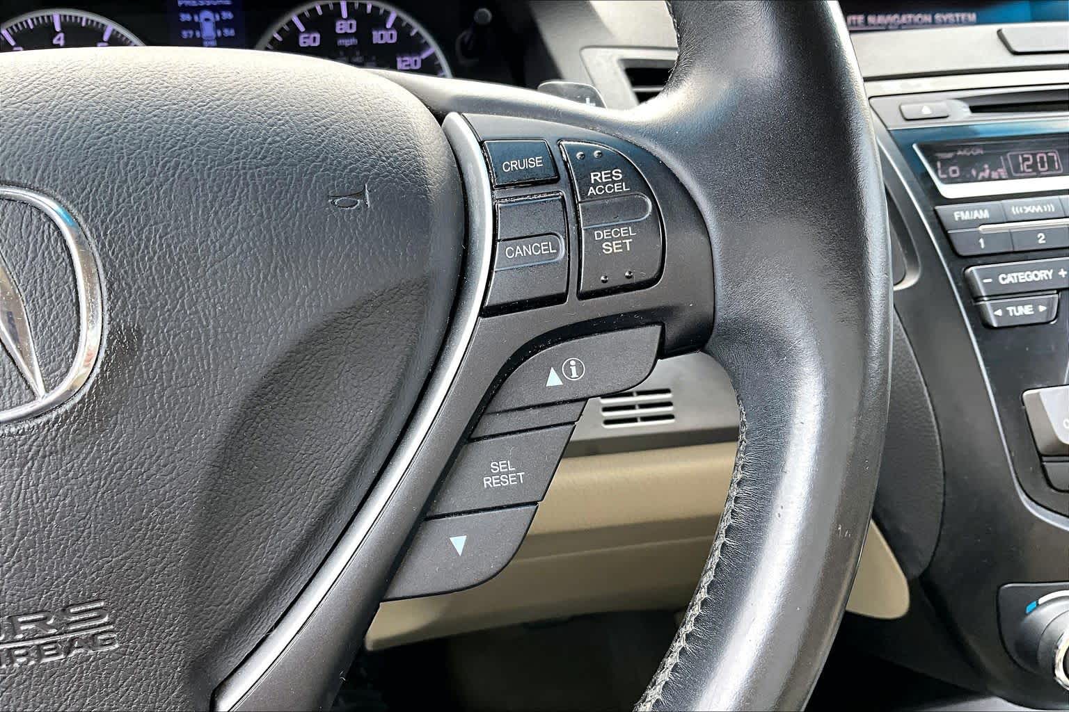 2013 Acura RDX Tech Pkg White Diamond Pearl at Lexus Southwest Houston