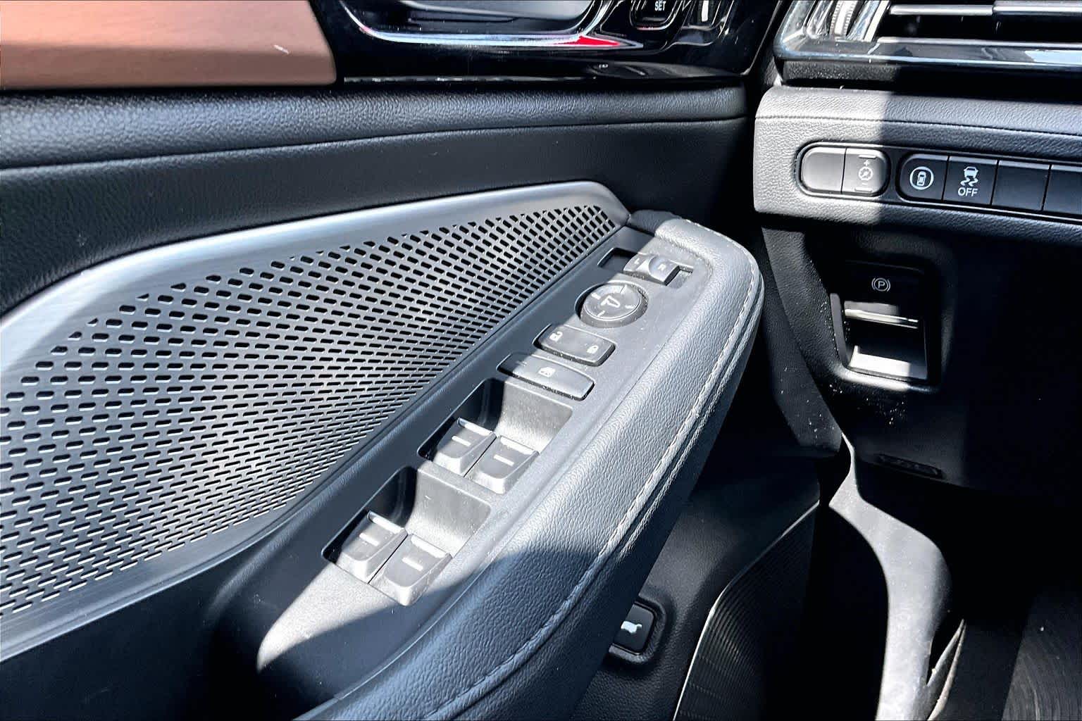2022 Acura MDX  Platinum White Pearl at Lexus Southwest Houston