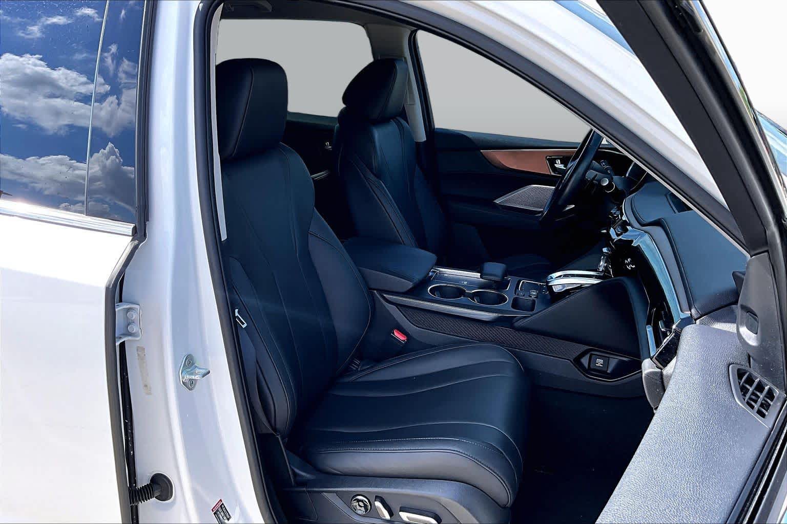 2022 Acura MDX  Platinum White Pearl at Lexus Southwest Houston