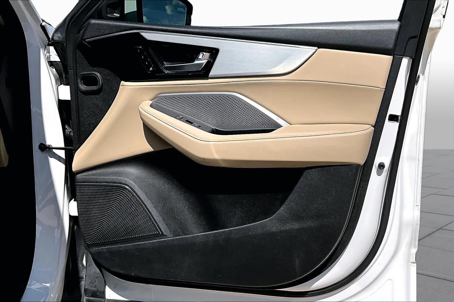 2024 Acura MDX w/Technology Package Platinum White Pearl at AutoNation Chrysler Jeep Dodge Ram Spring