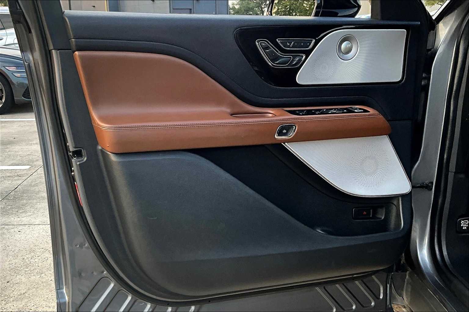 2022 Lincoln Aviator Reserve Asher Gray Metallic Clearcoat at BMW of West Houston