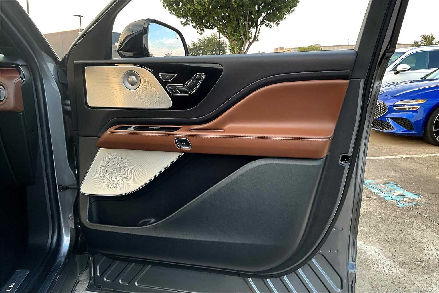 2022 Lincoln Aviator Reserve Asher Gray Metallic Clearcoat at BMW of West Houston