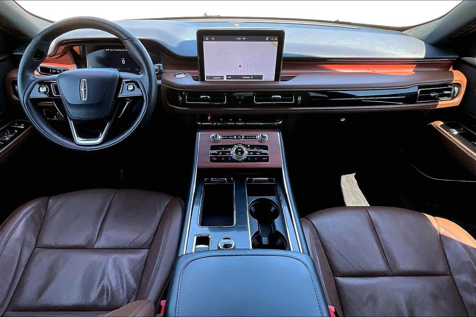 2024 Lincoln Aviator Reserve Pristine White Metallic Tri-Coat at Tomball Ford