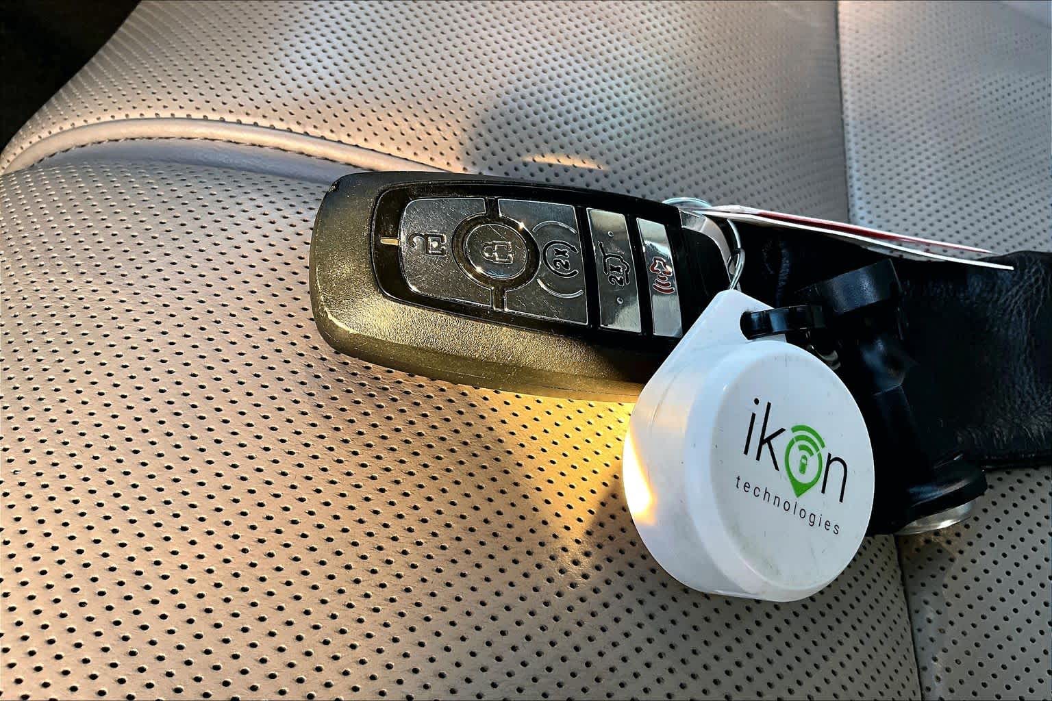 2020 Lincoln Aviator Reserve Pristine White Metallic Tri-Coat at Mercedes-Benz of Houston North