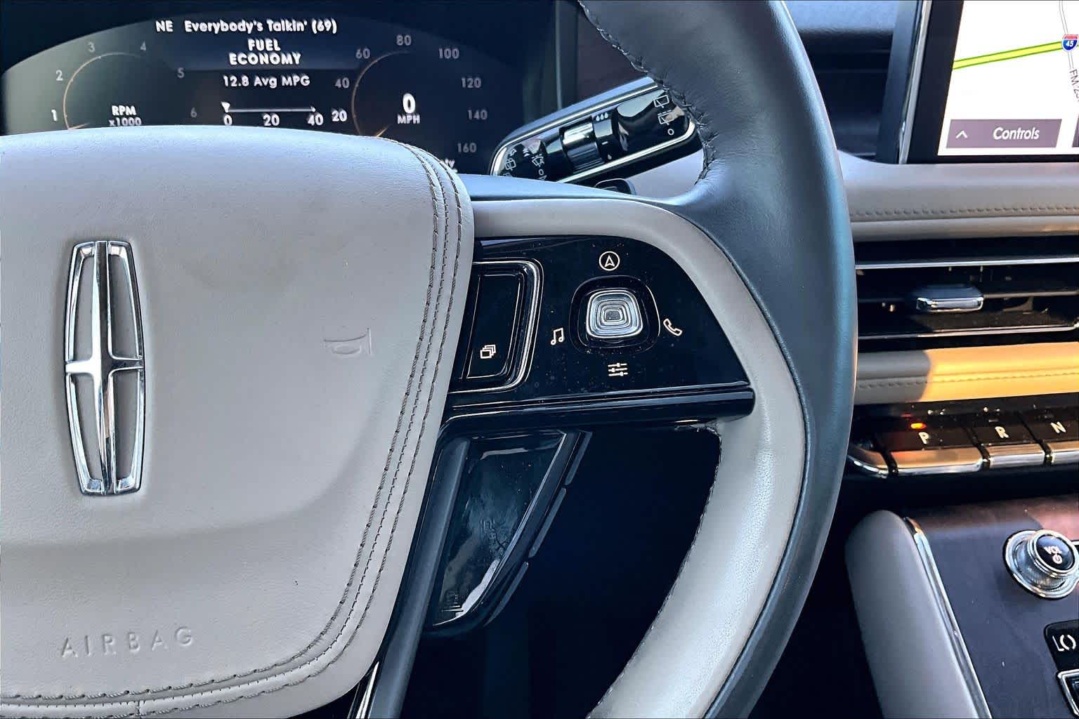 2020 Lincoln Aviator Reserve Pristine White Metallic Tri-Coat at Mercedes-Benz of Houston North