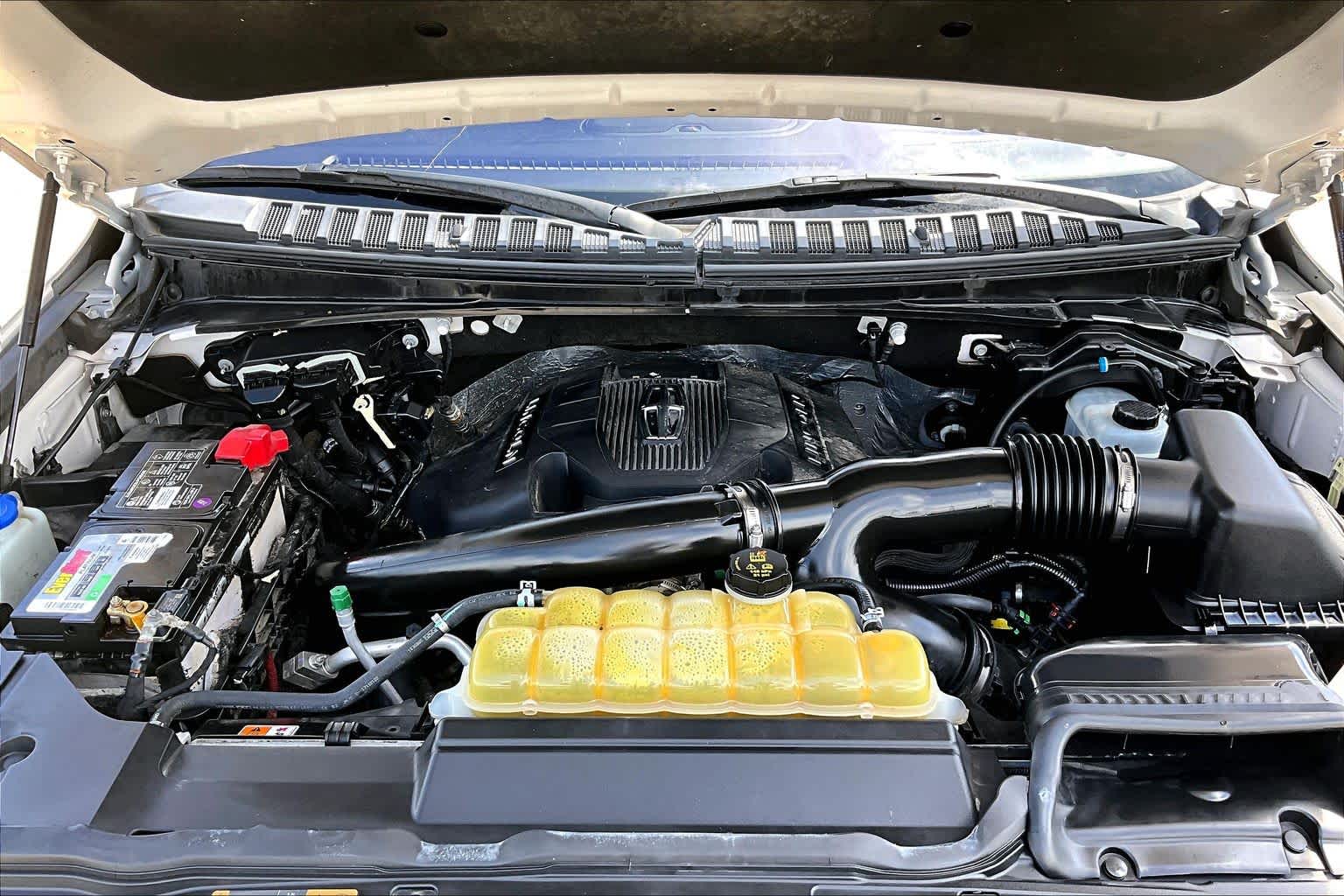 2019 Lincoln Navigator photo 31 of 35