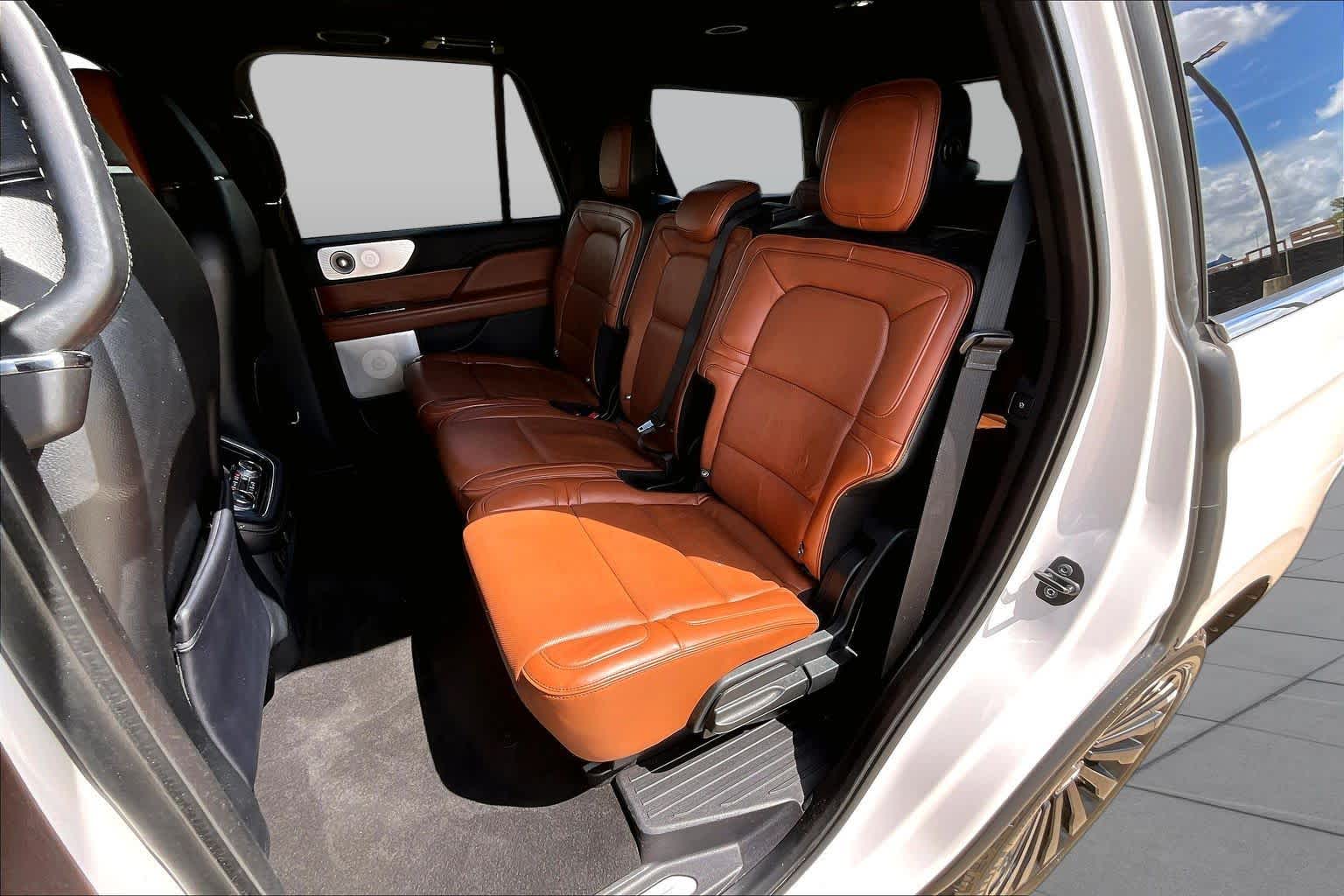 2019 Lincoln Navigator photo 20 of 35