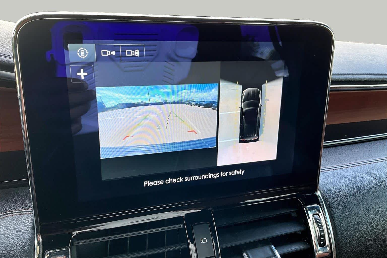 2019 Lincoln Navigator photo 26 of 35