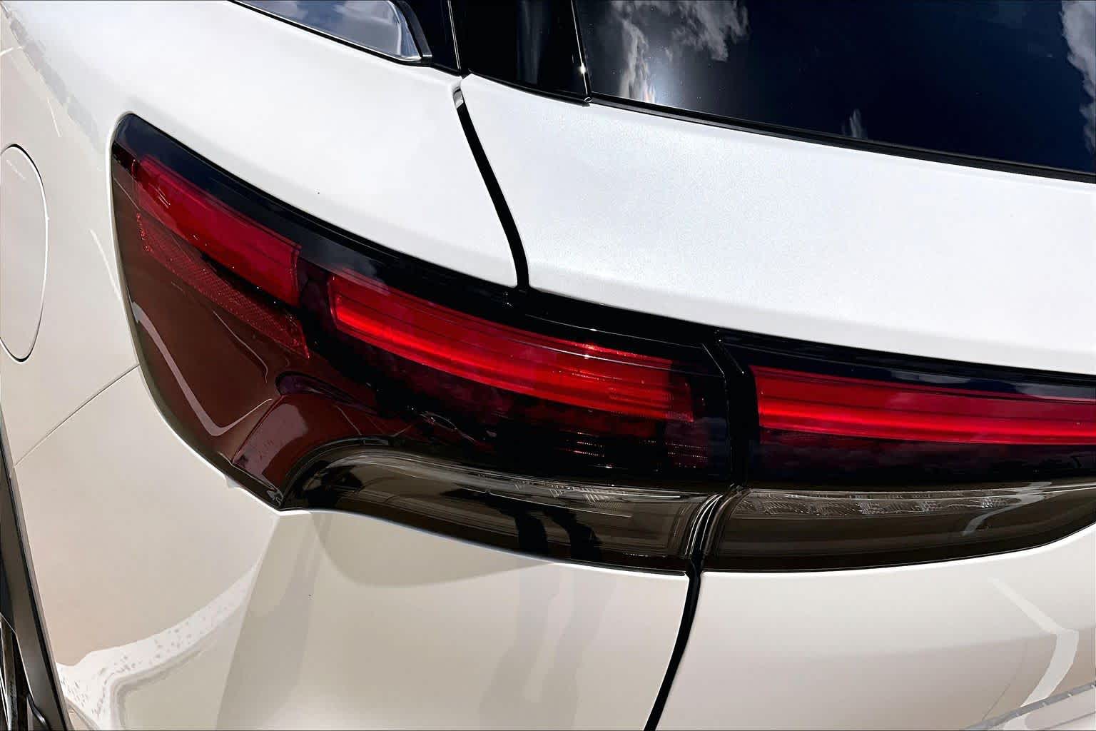 2025 INFINITI QX60 AUTOGRAPH Majestic White/Black Obsidian at AutoNation USA Katy