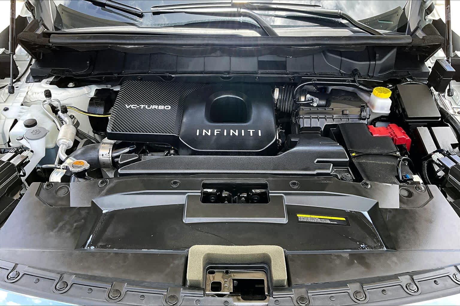 2025 INFINITI QX60 AUTOGRAPH Majestic White/Black Obsidian at AutoNation USA Katy
