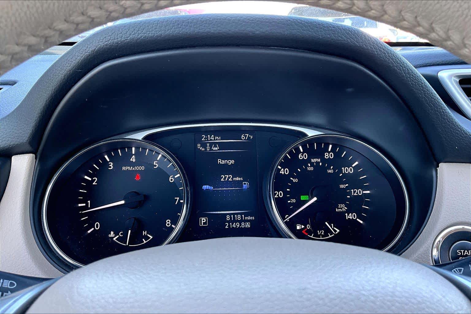 2015 Nissan Rogue SL Pearl White at Sterling McCall Nissan