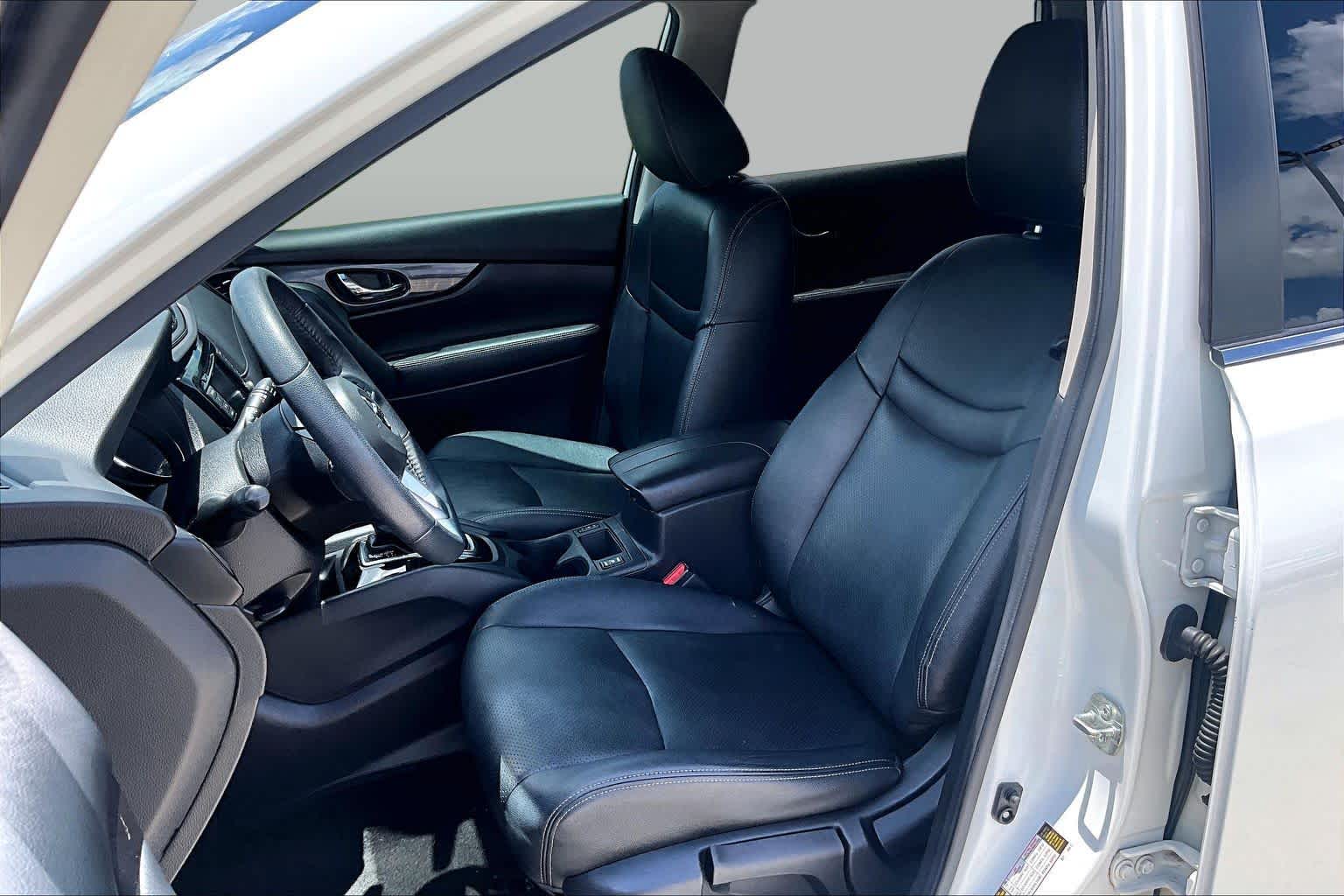 2020 Nissan Rogue S Glacier White at Sterling McCall Nissan