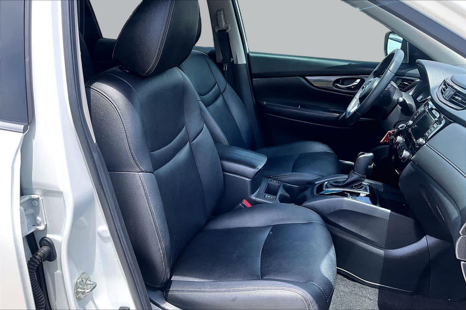 2020 Nissan Rogue S Glacier White at Sterling McCall Nissan