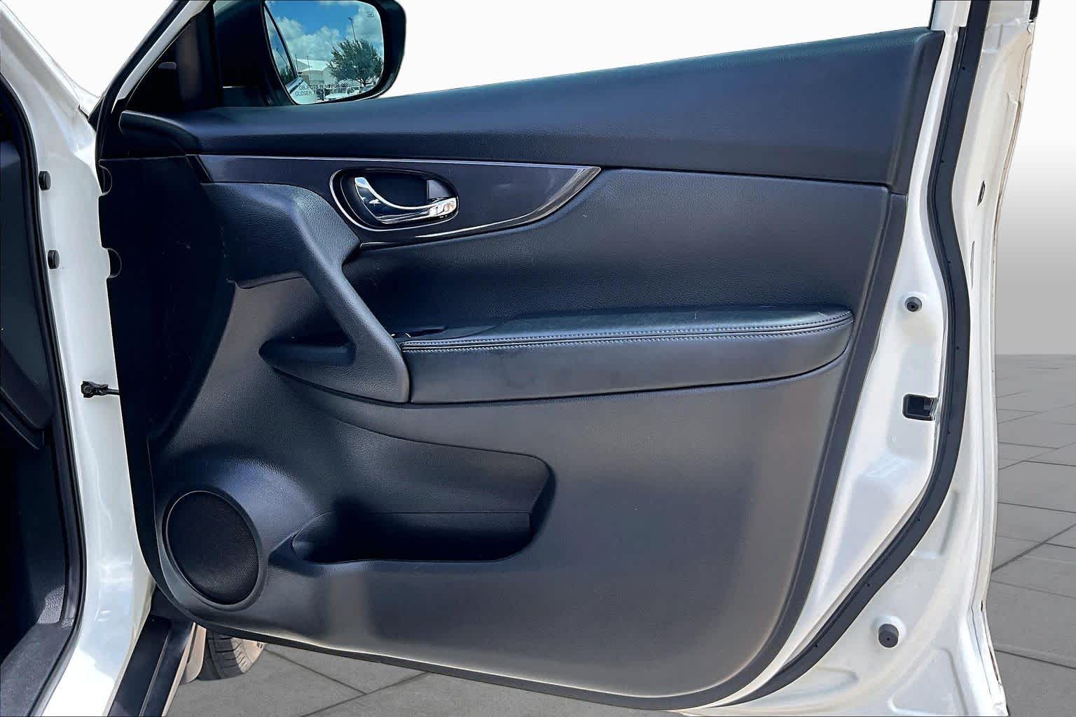 2020 Nissan Rogue S Glacier White at Sterling McCall Nissan