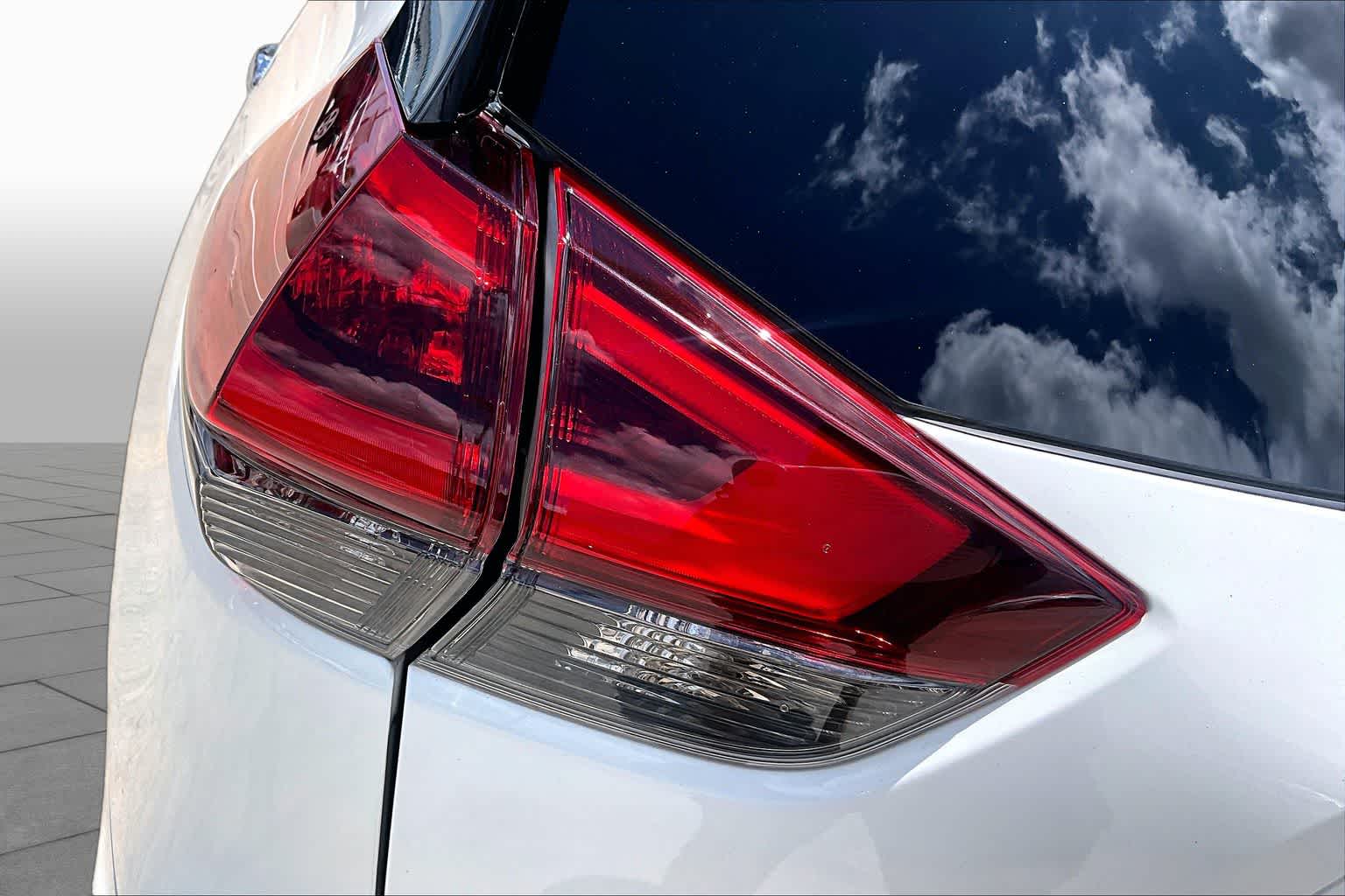 2020 Nissan Rogue S Glacier White at Beck & Masten Kia