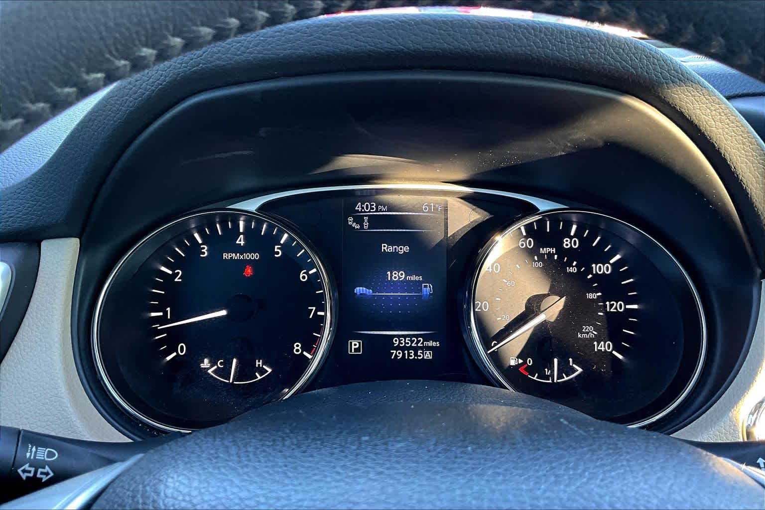 2016 Nissan Rogue SL Pearl White at HGreg Houston