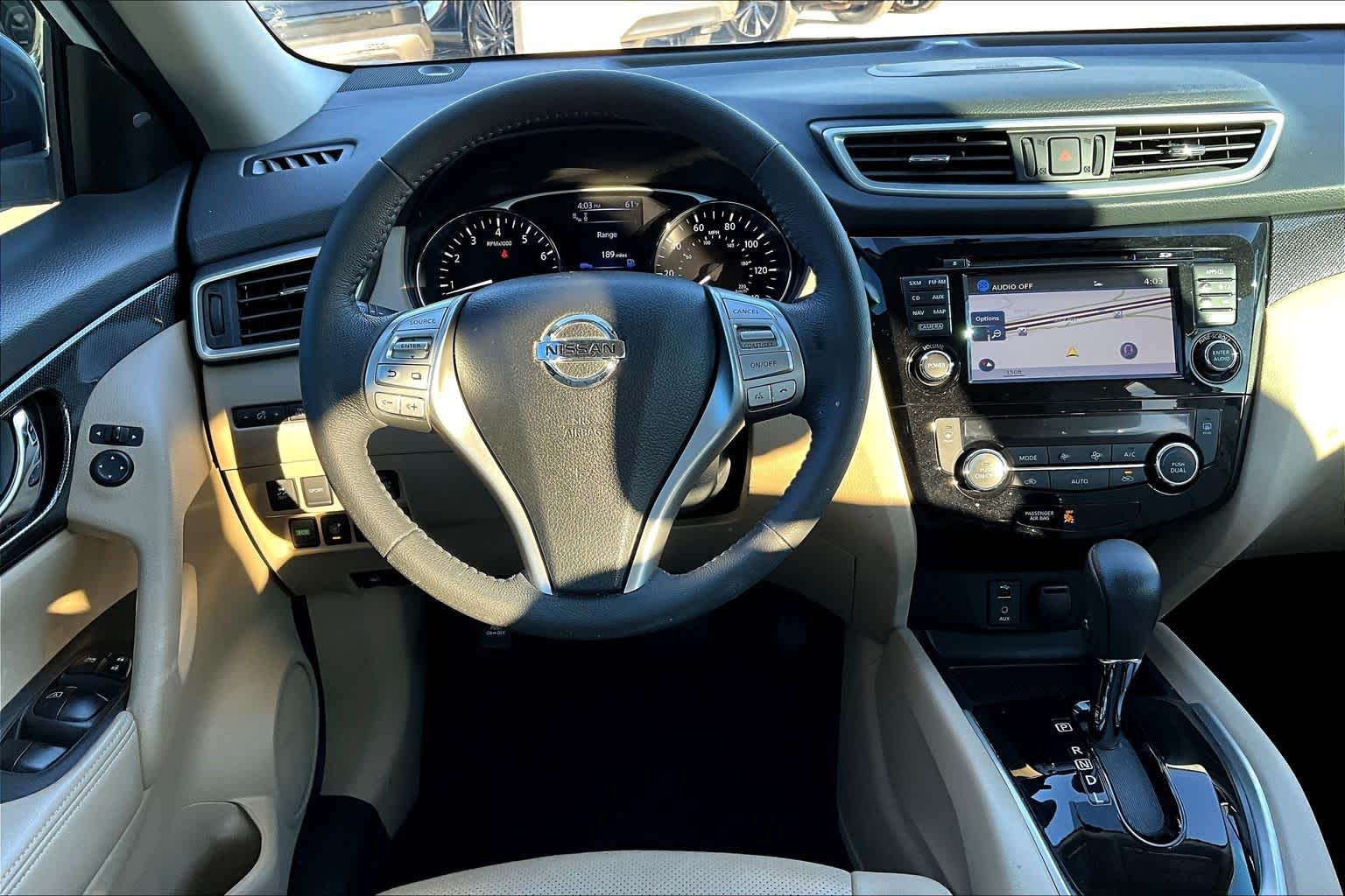 2016 Nissan Rogue SL Pearl White at HGreg Houston