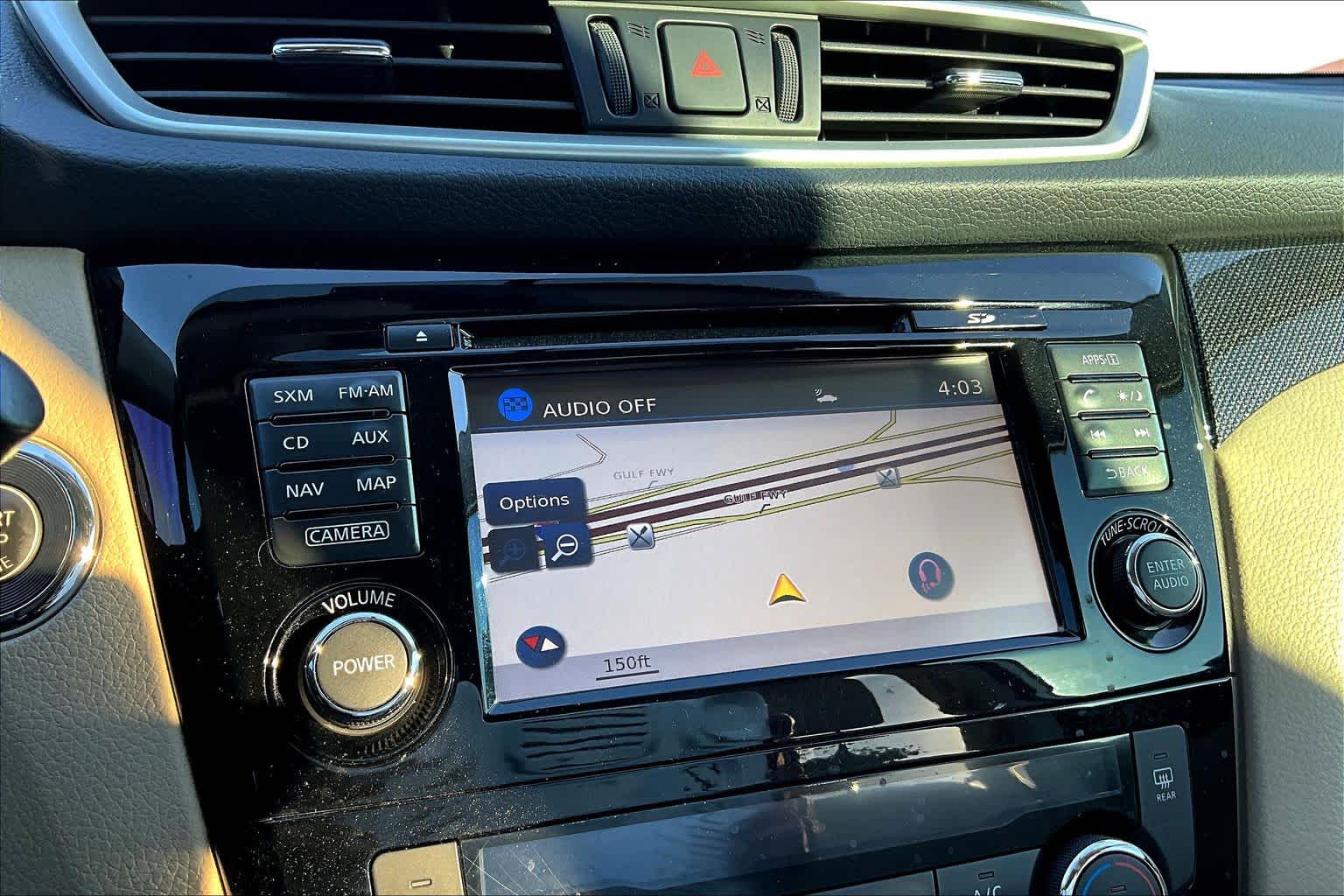 2016 Nissan Rogue SL Pearl White at HGreg Houston