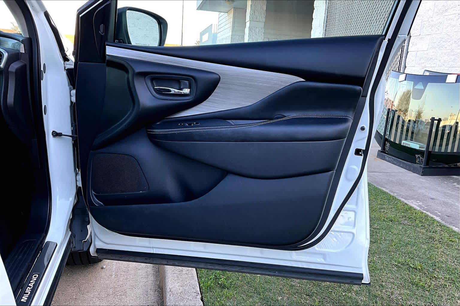 2018 Nissan Murano Platinum Pearl White at Texan GMC Buick