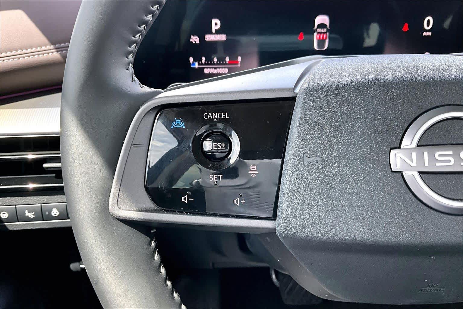 2025 Nissan Murano photo 24 of 37