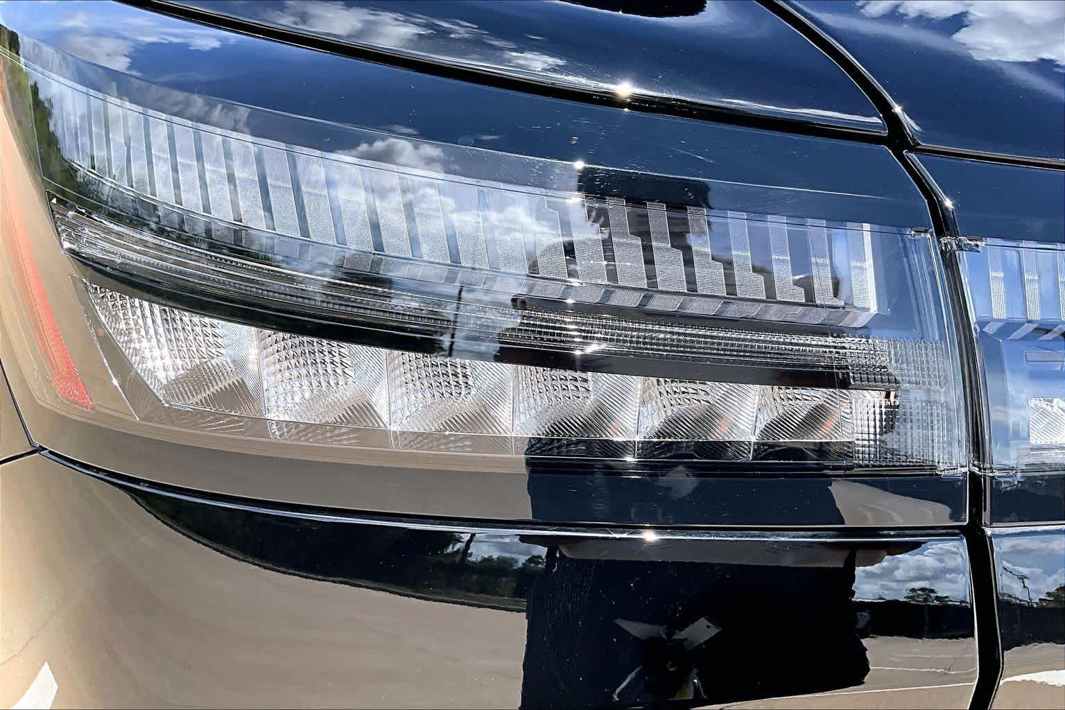 2025 Nissan Murano photo 29 of 37
