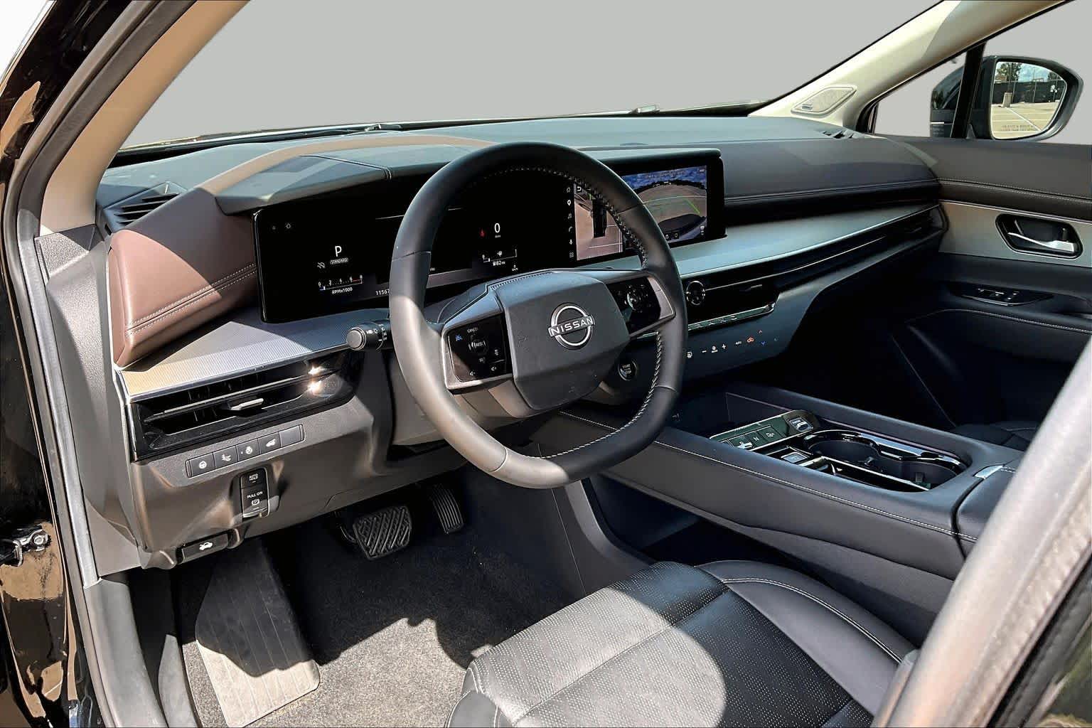 2025 Nissan Murano photo 18 of 37