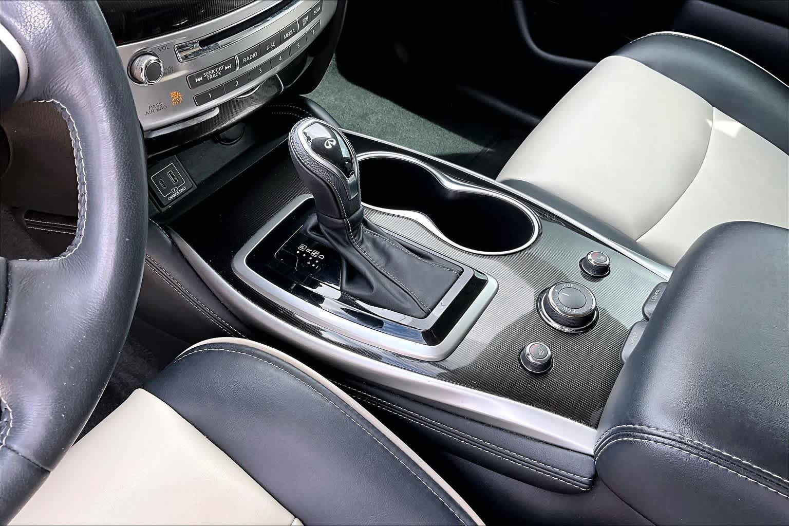 2020 INFINITI QX60 photo 17 of 34