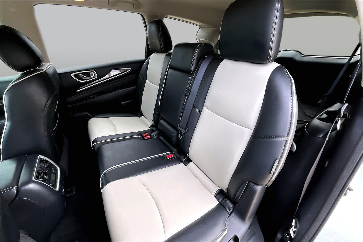2020 INFINITI QX60 photo 21 of 34