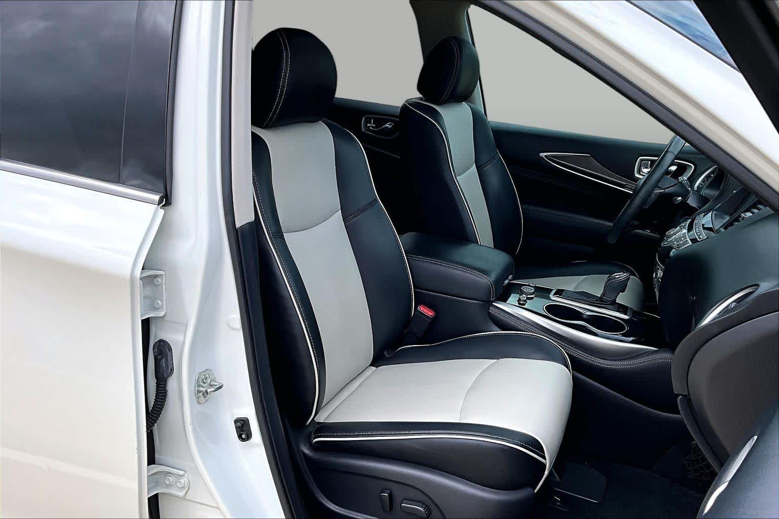 2020 INFINITI QX60 photo 9 of 34