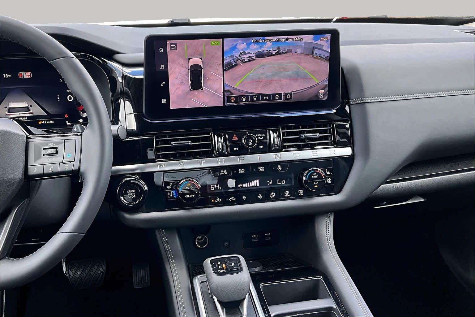 2026 Nissan Pathfinder Platinum Everest White Pearl Tricoat/Super Black at Group 1 GMC Buick South
