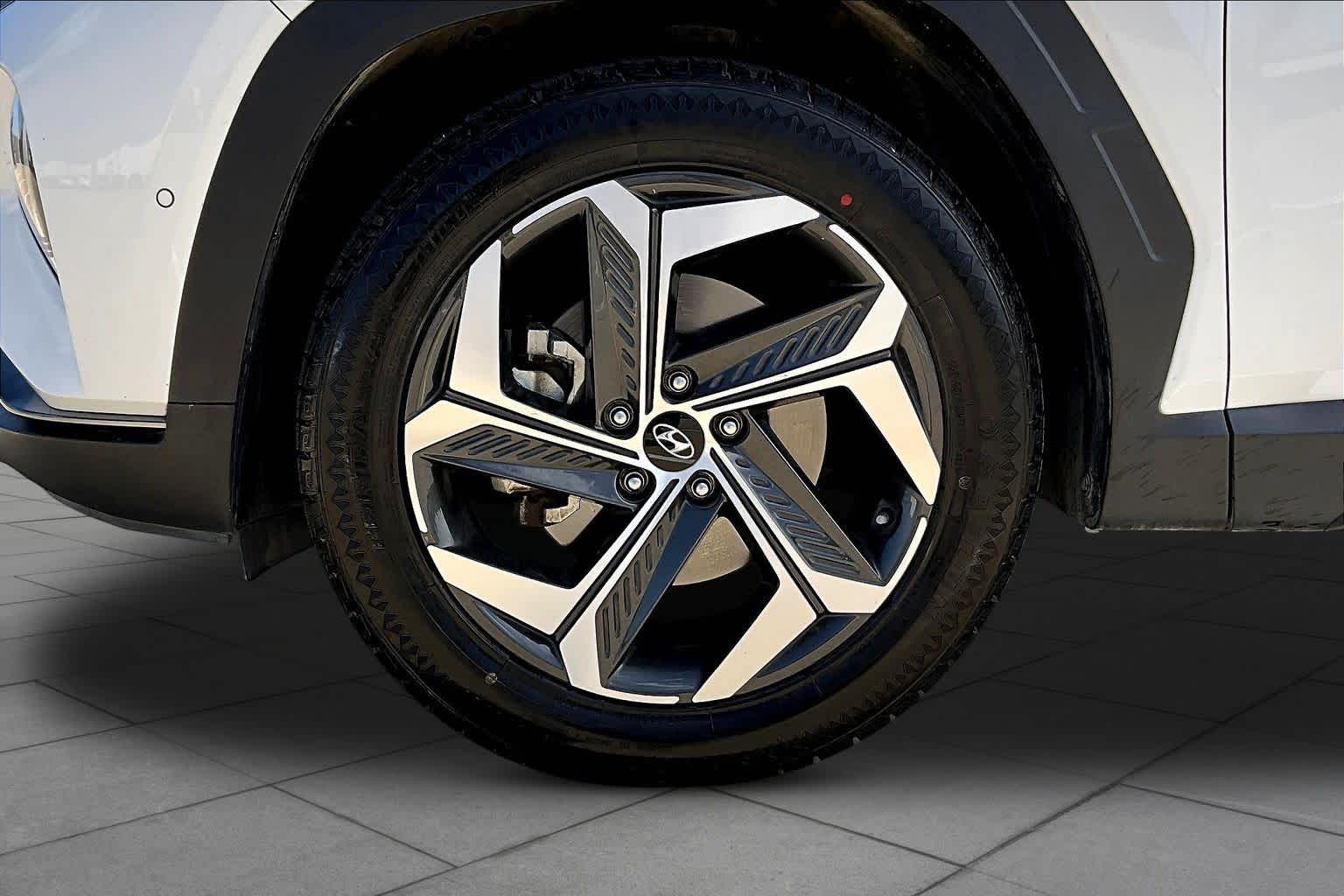 2024 Hyundai Tucson Limited White Pearl at Texan GMC Buick