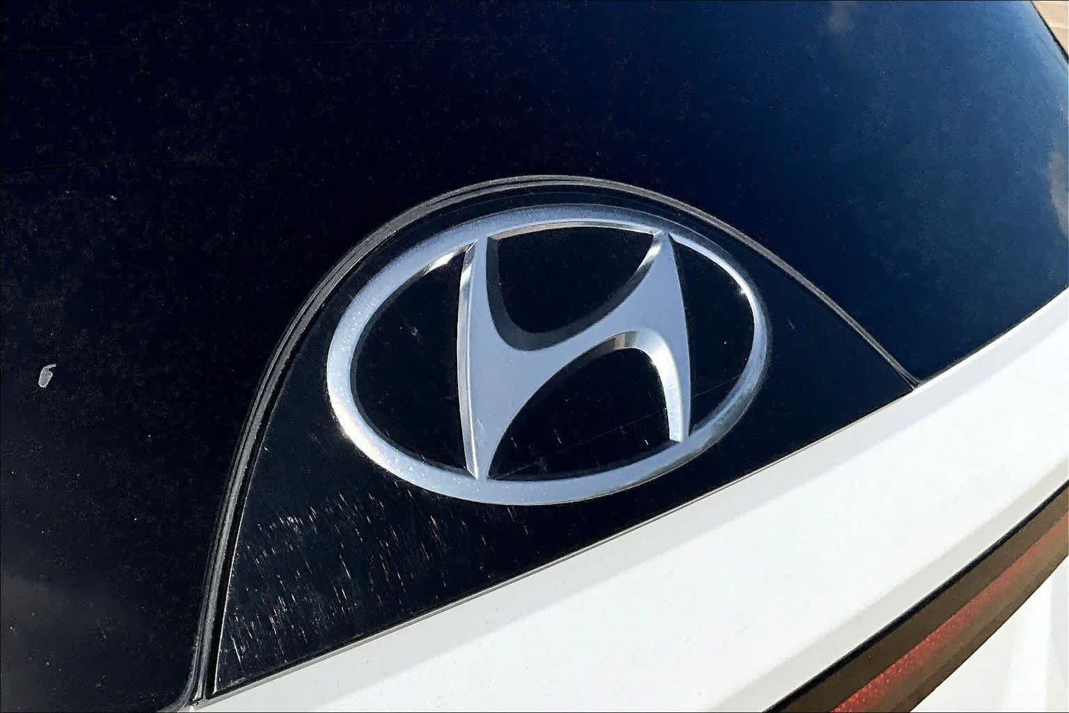 2024 Hyundai Tucson Limited White Pearl at Texan GMC Buick