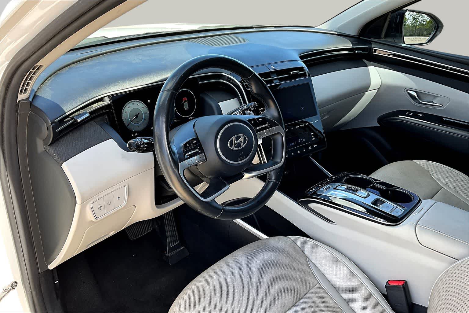 2024 Hyundai Tucson Limited White Pearl at Texan GMC Buick