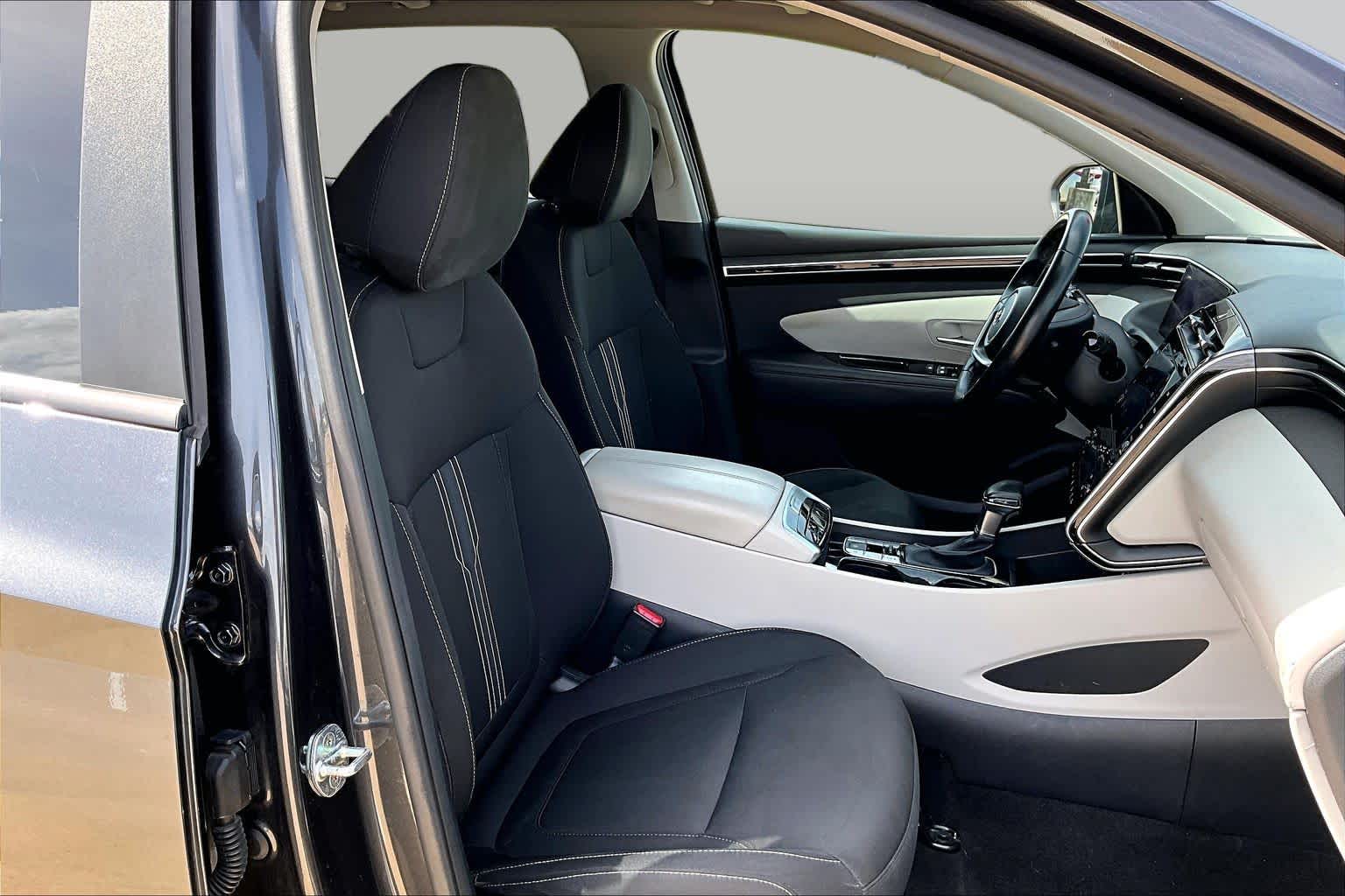 2022 Hyundai Tucson SEL Portofino Gray at HGreg Houston