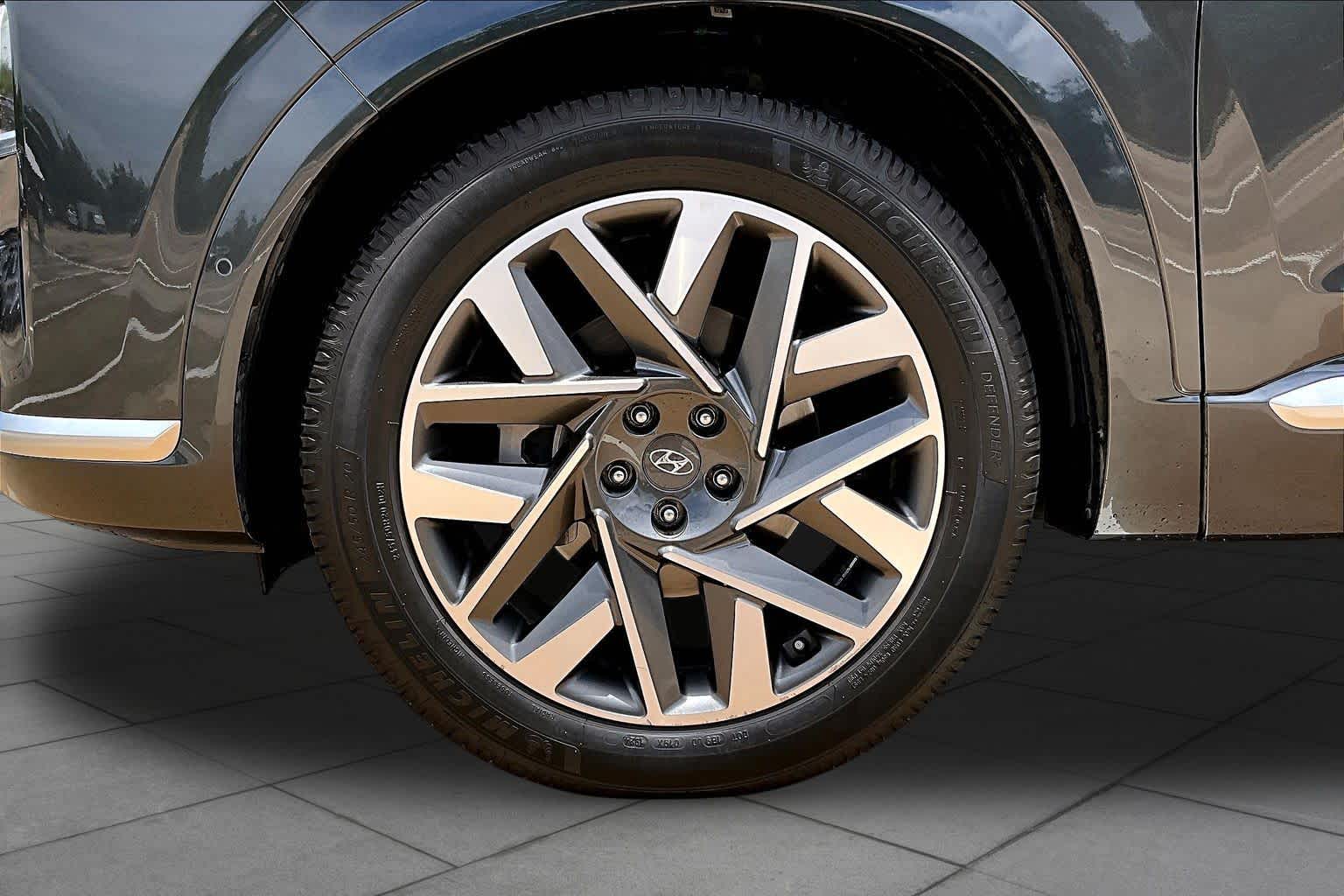 2023 Hyundai Santa Fe Calligraphy Portofino Gray at AutoNation USA Katy