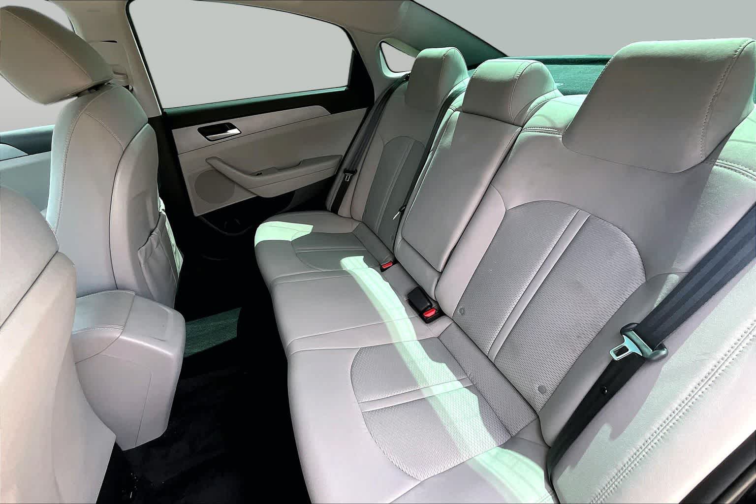 2019 Hyundai Sonata SE Phantom Black at HGreg Houston