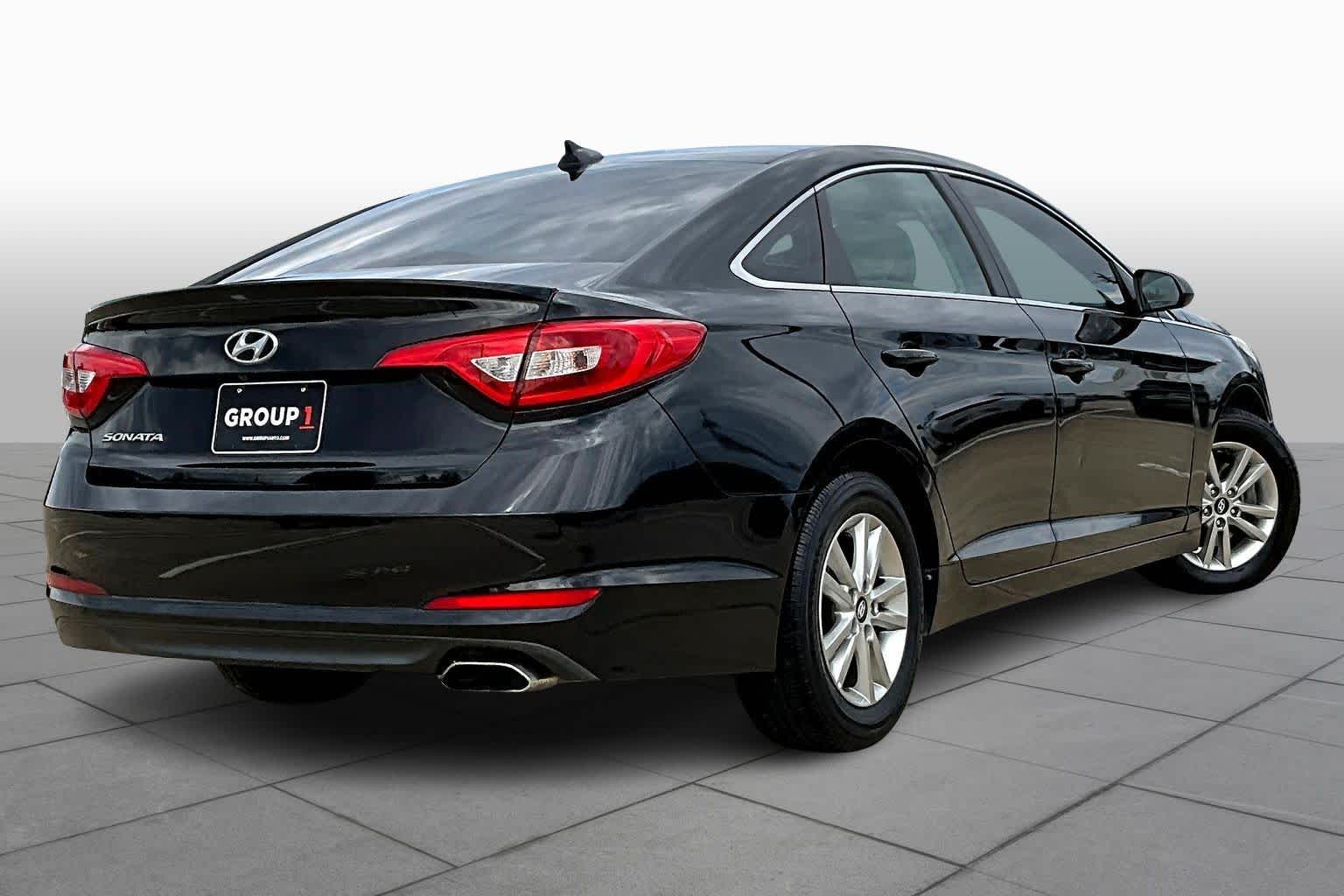 2017 Hyundai Sonata SE Phantom Black at Ron Craft Chevrolet Cadillac
