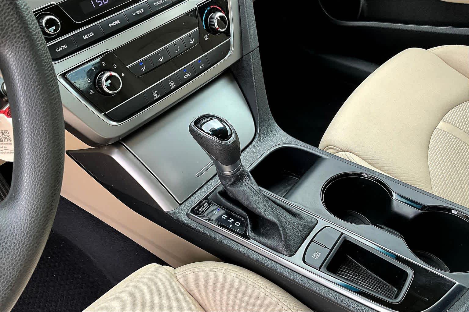 2017 Hyundai Sonata SE Phantom Black at Ron Craft Chevrolet Cadillac