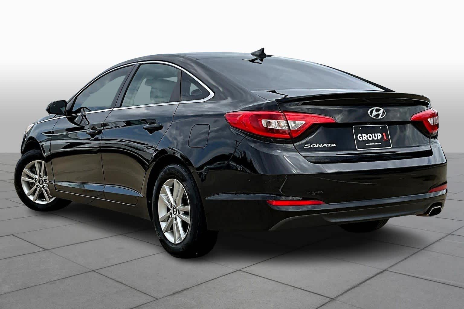 2017 Hyundai Sonata SE Phantom Black at Ron Craft Chevrolet Cadillac