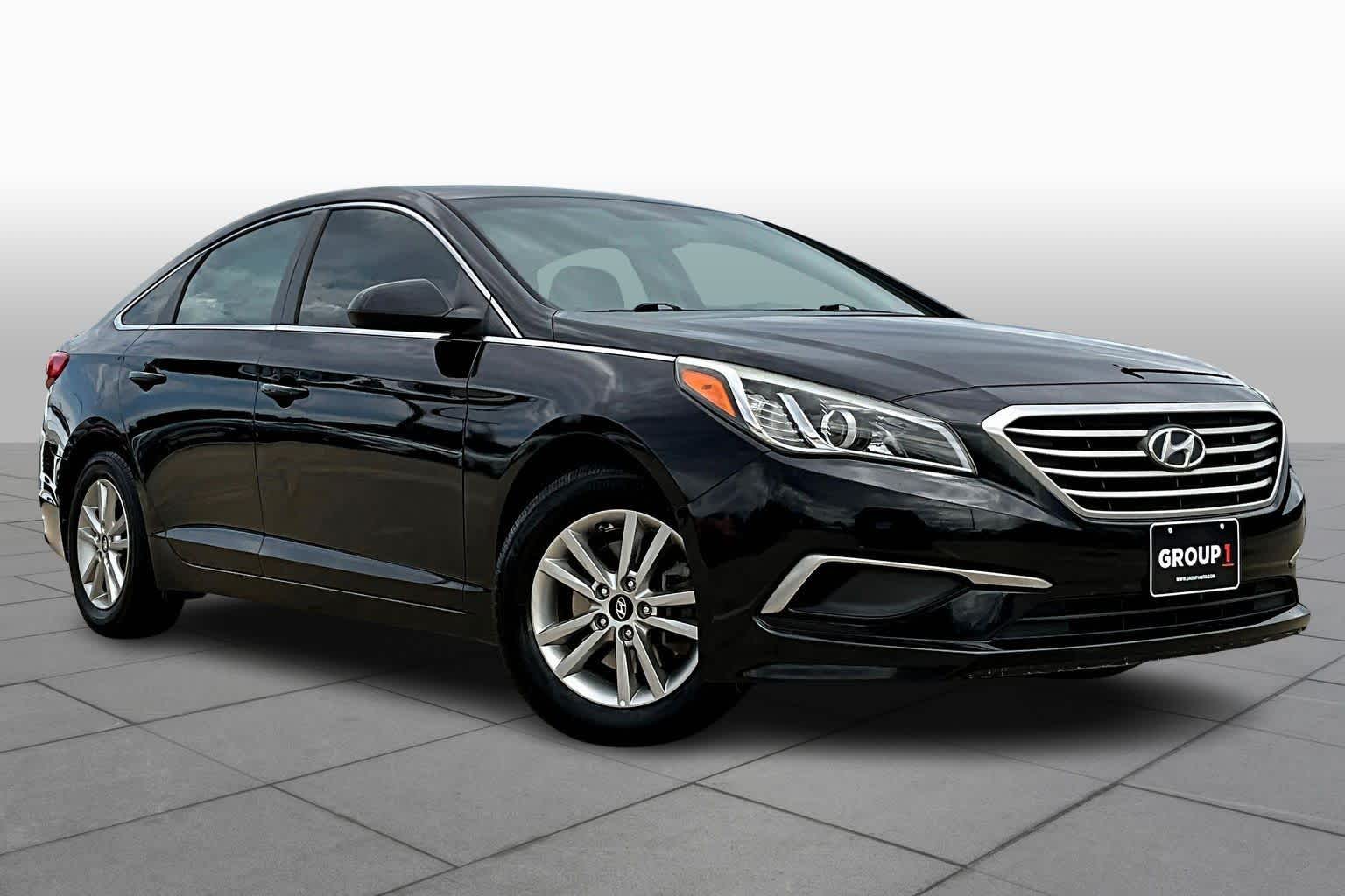 2017 Hyundai Sonata SE Phantom Black at Ron Craft Chevrolet Cadillac