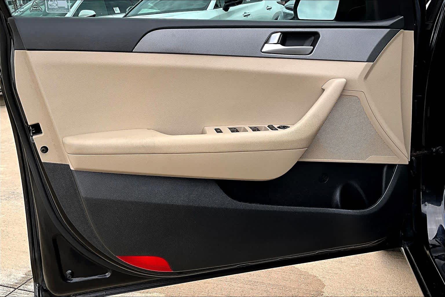 2017 Hyundai Sonata SE Phantom Black at Ron Craft Chevrolet Cadillac